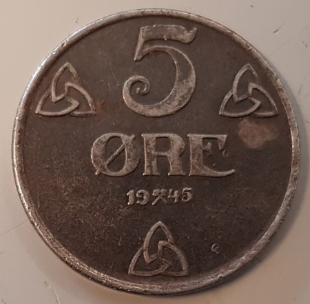 5 øre 1945 jern kv. 1/1+